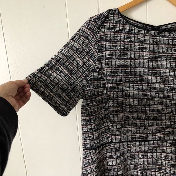 Ann Taylor Short Sleeve Cotton Blend Top Blouse Size L - Picture 3 of 8